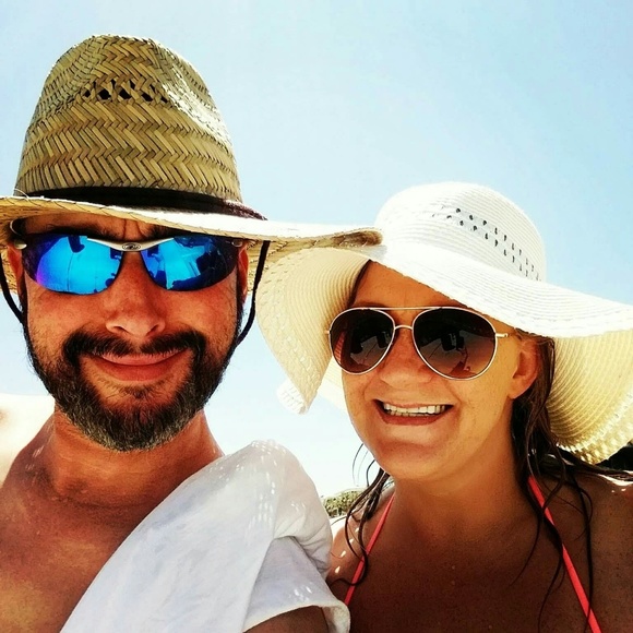 Meet your Posher, Misty - Picture 4 of 5